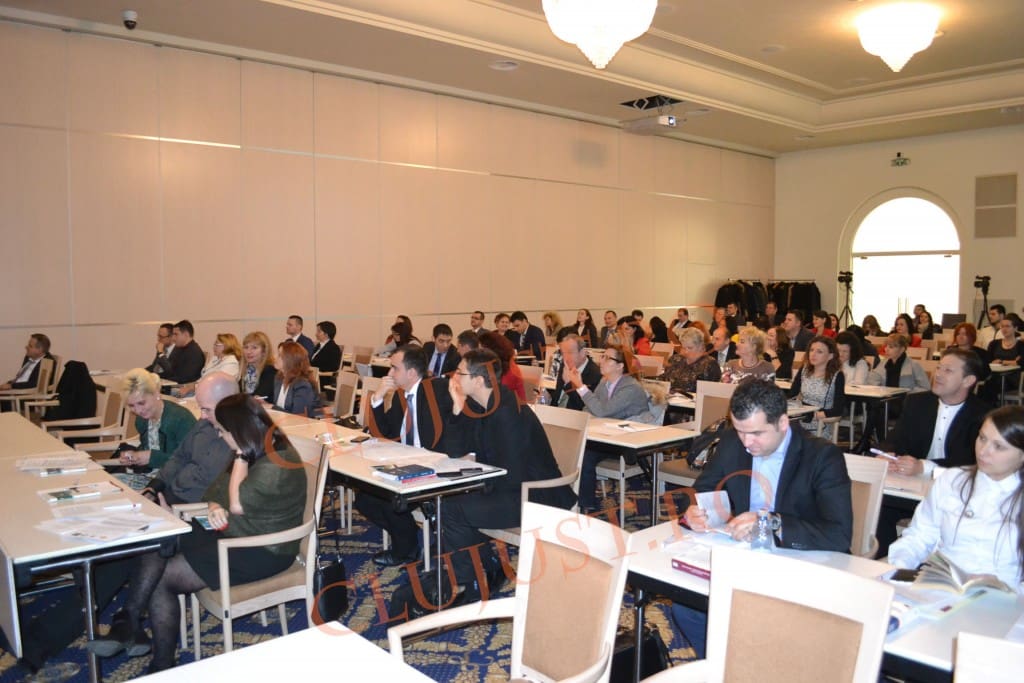 conferinta sala avocati judecatori