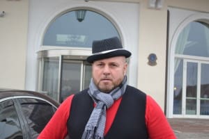 adrian martian si masina (2)
