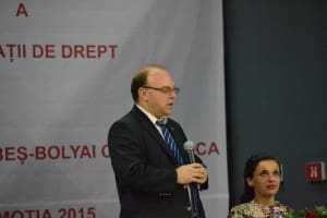 decan streteanu festivitate absolvire 2015 (2)