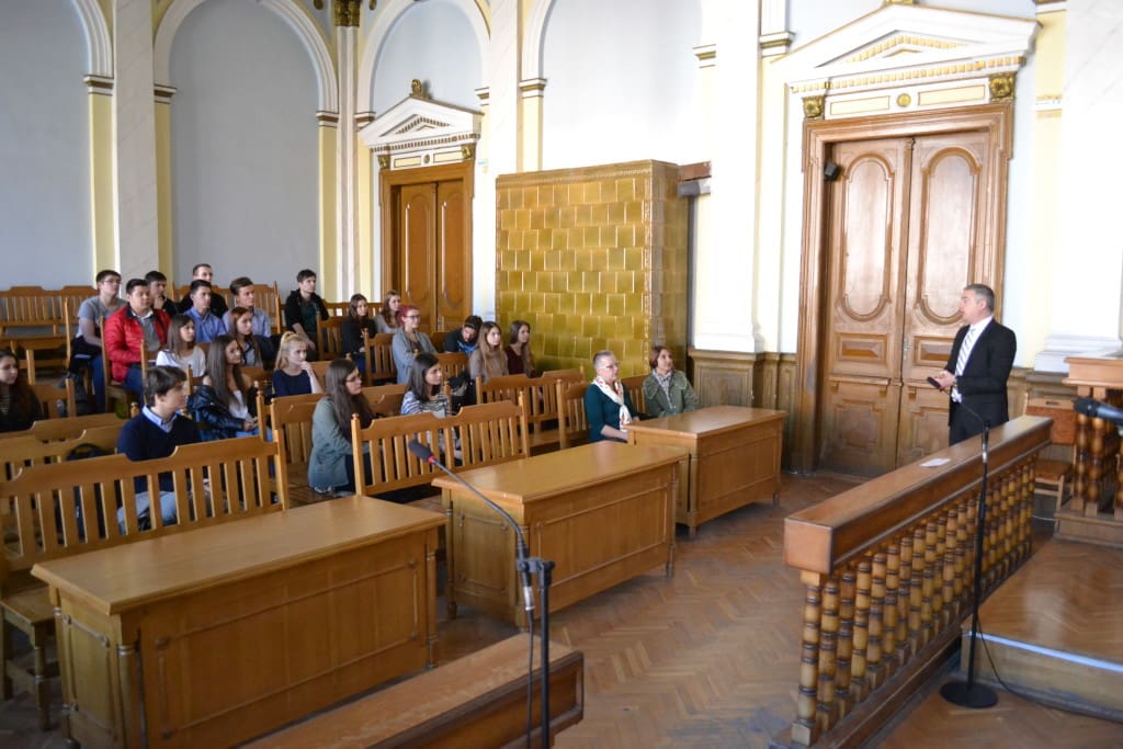 liceeni la curtea de apel clujust (5)