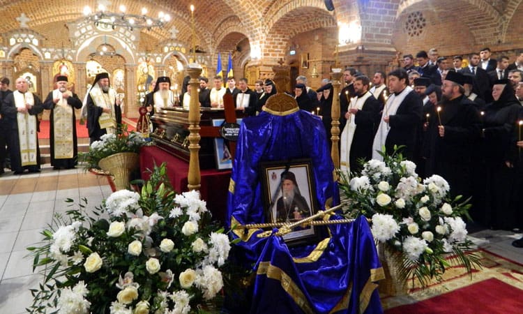 sicriul-ips-justinian-la-catedrala